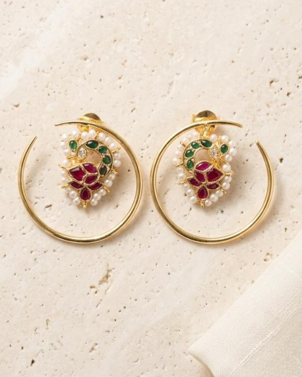 Moraya Hoops