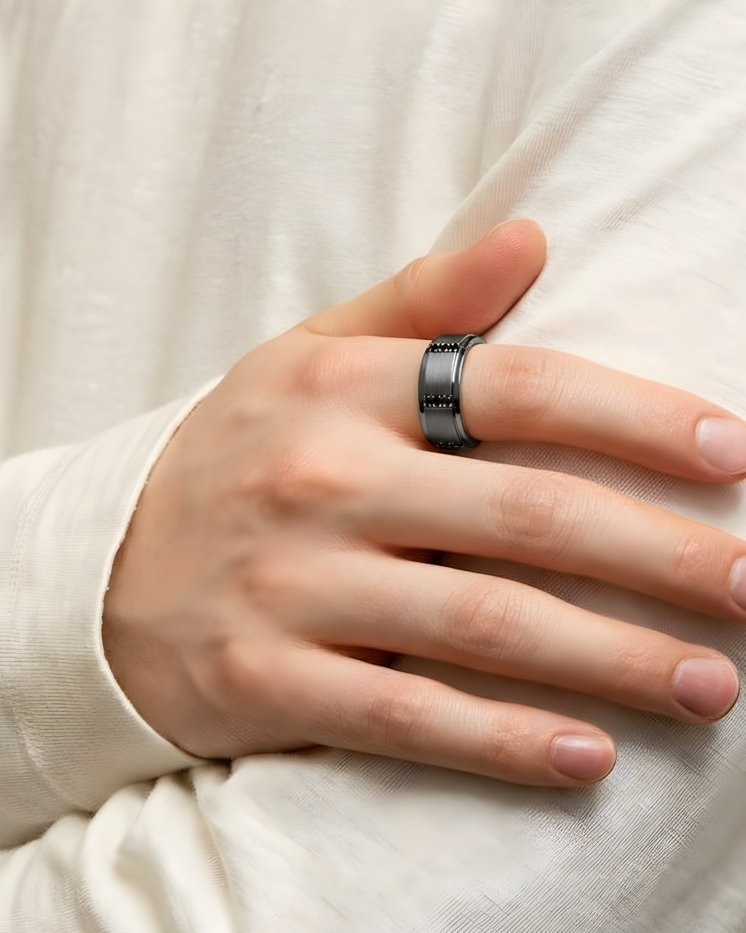 The Vesper Band Ring