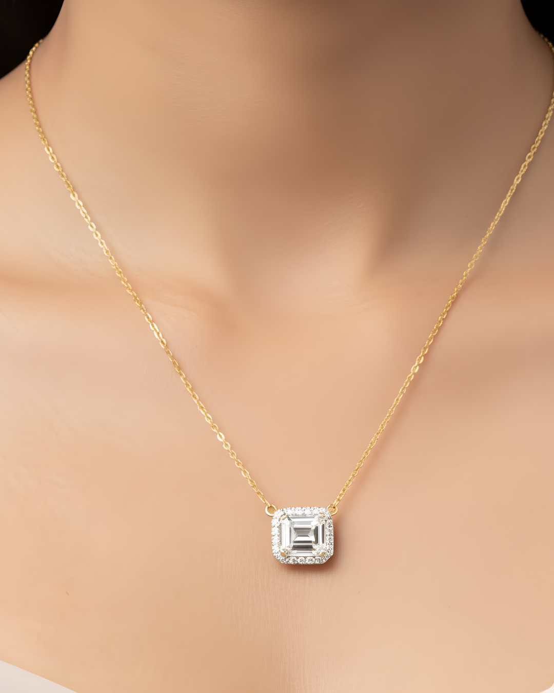 Aureen Emerald Solitaire Necklace