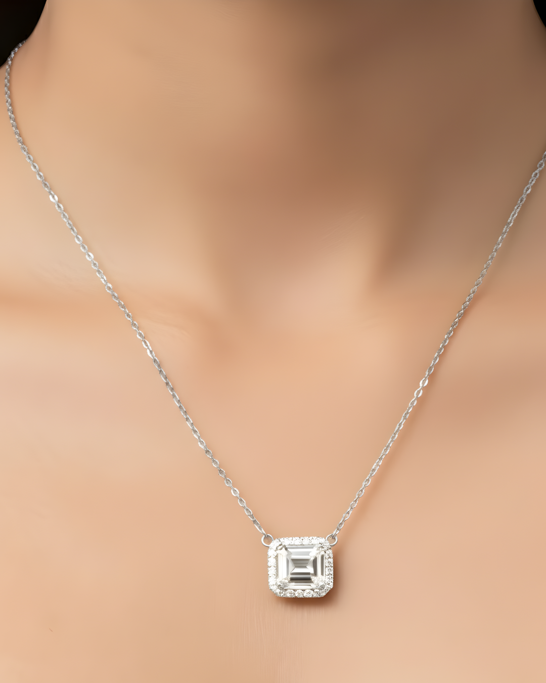 Lunara Emerald Solitaire Necklace