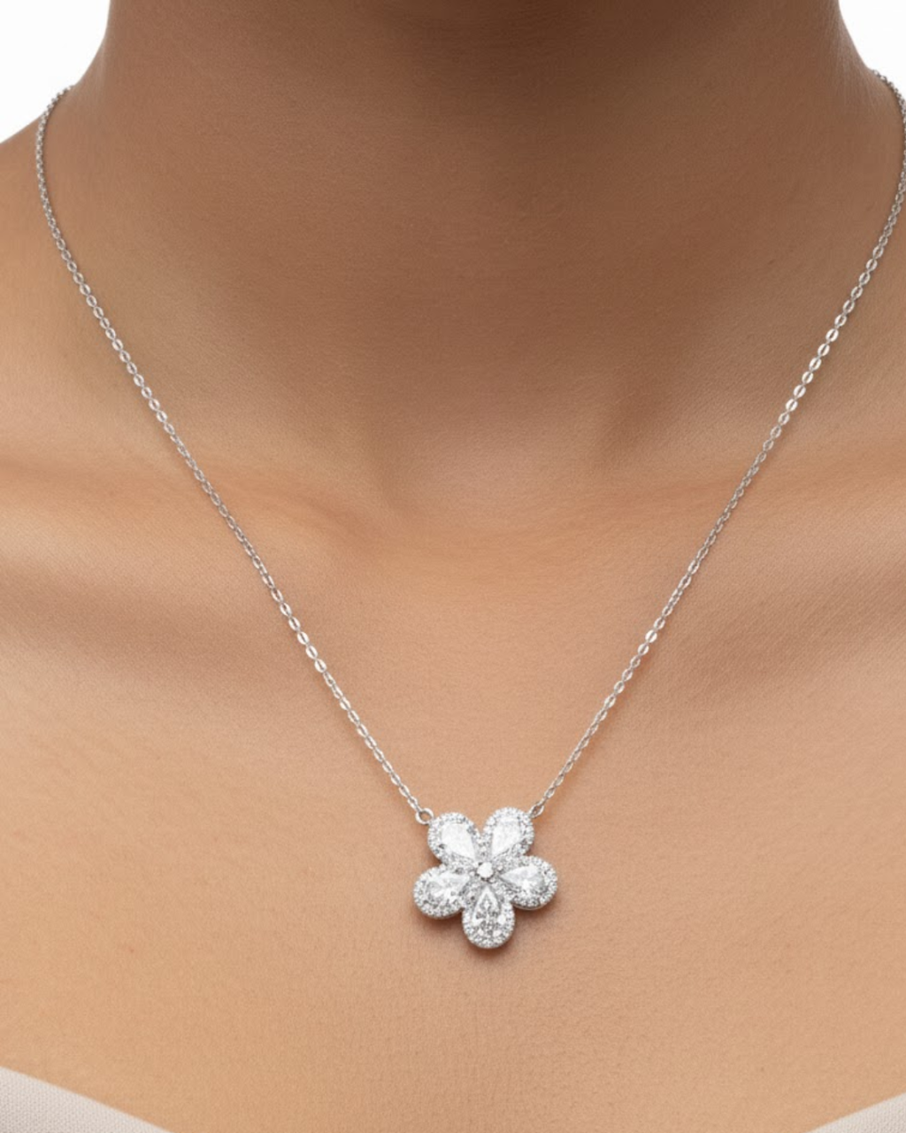 Elowen Floral Necklace