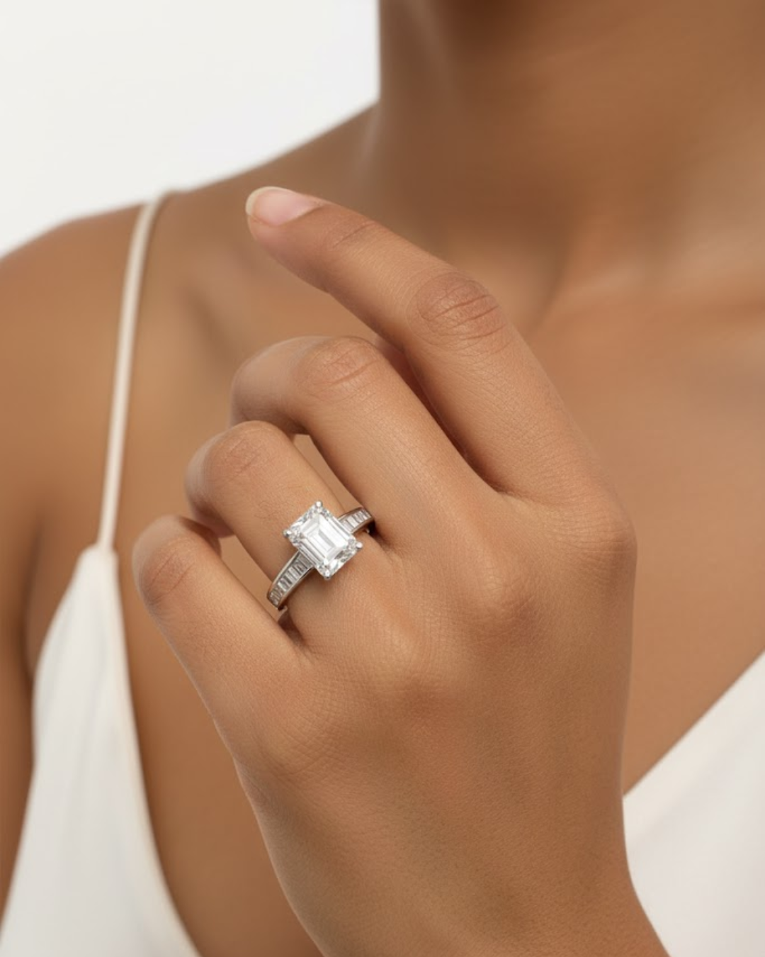 Regal Emerald Solitaire Ring