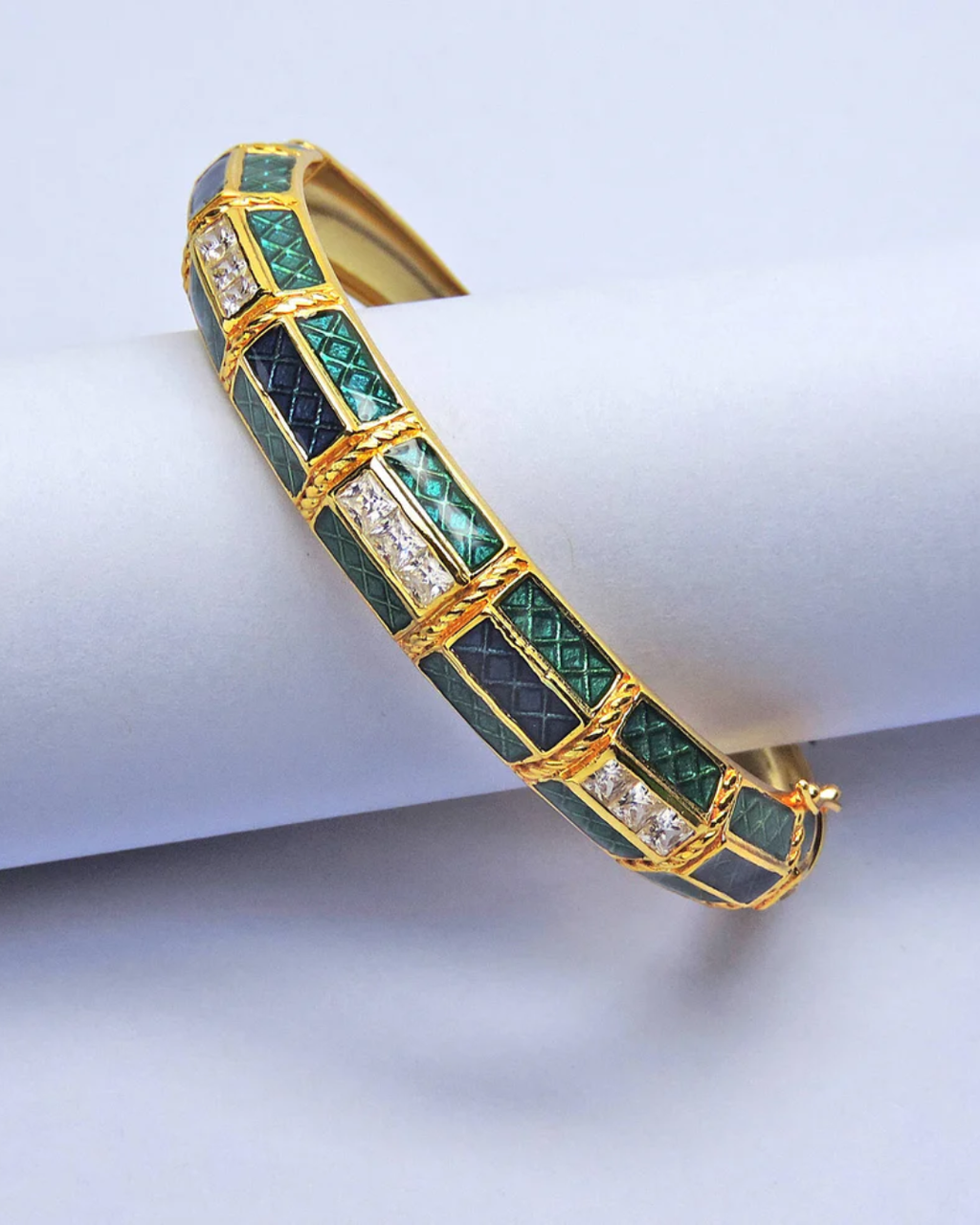 Indira Enamel Heritage Kada